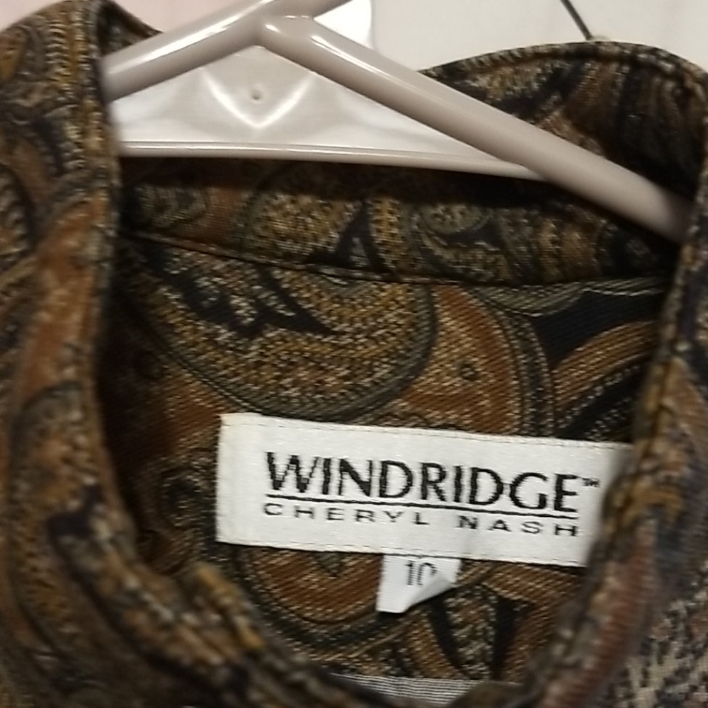 Clothes - Picture 2 of 2
